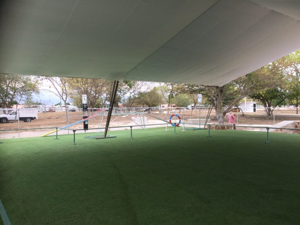 Parque Canino Peek Park